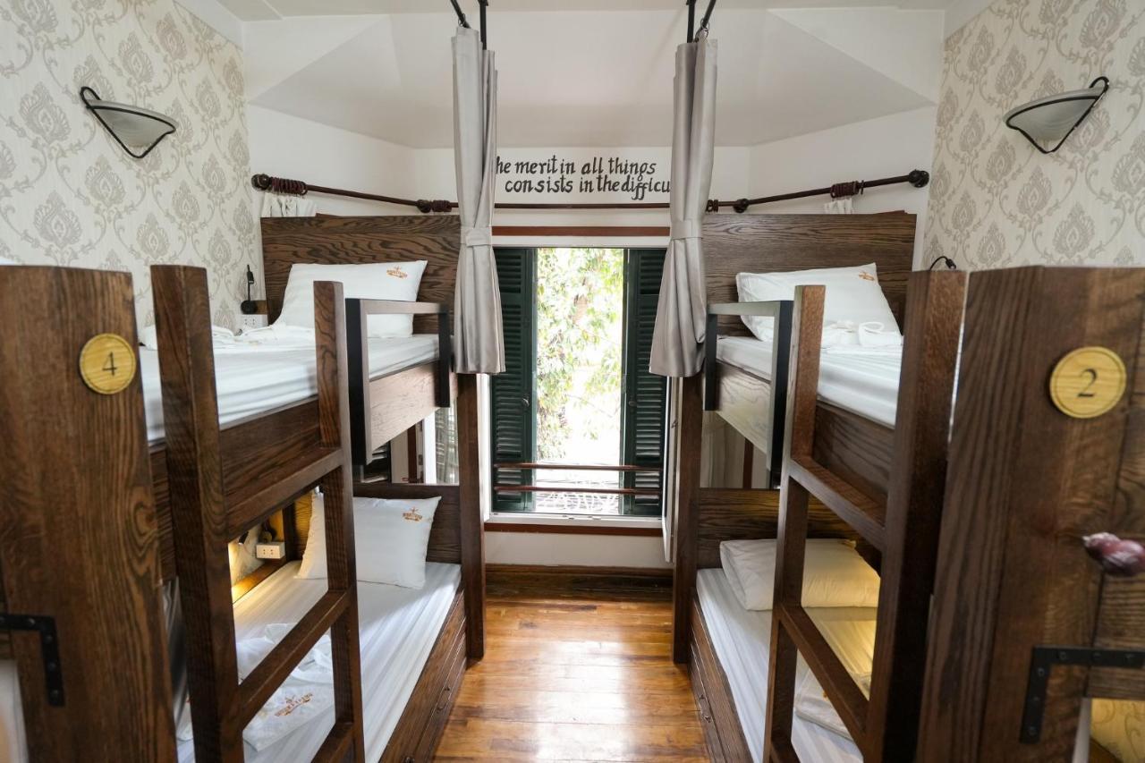 Musketeers Guest House Ханой Экстерьер фото
