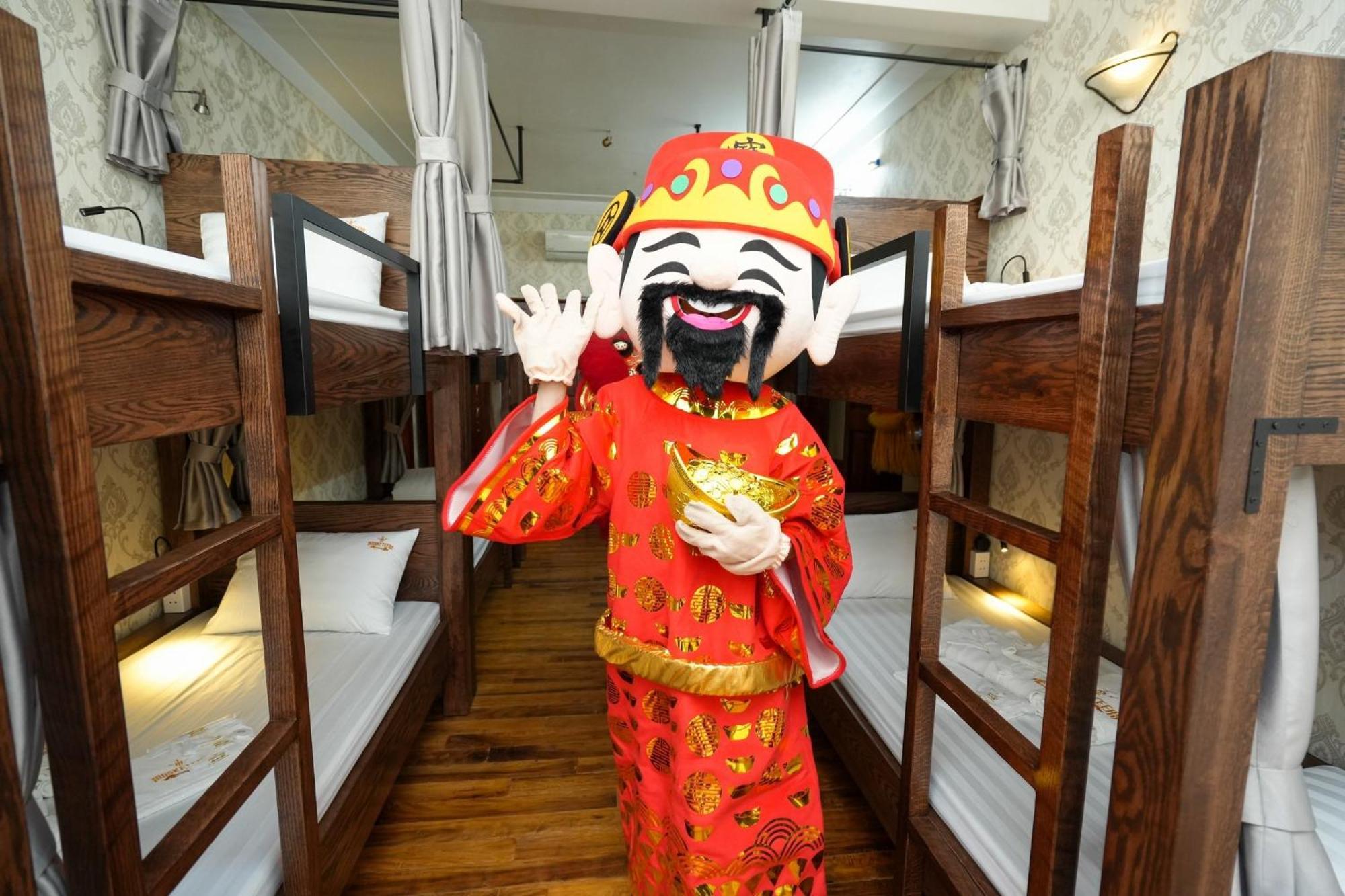 Musketeers Guest House Ханой Экстерьер фото